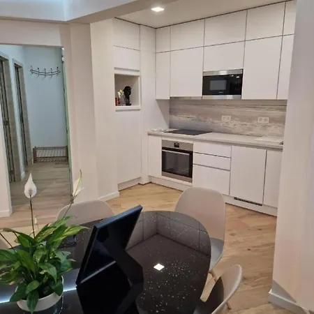 Apartamento Luxury Renovated 3 *